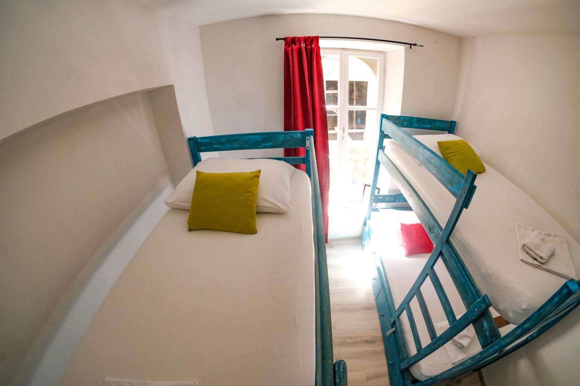 White Rabbit Hostel هفار المظهر الخارجي الصورة