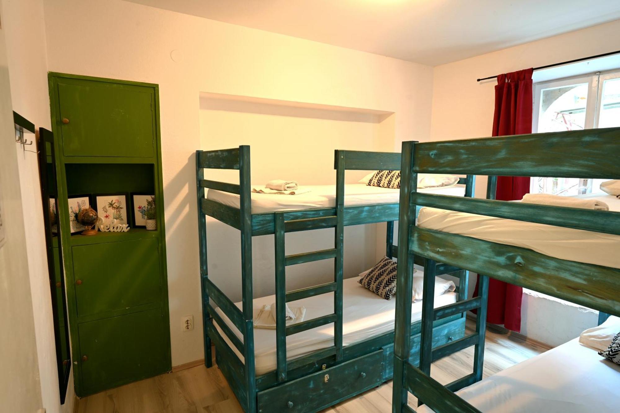White Rabbit Hostel هفار المظهر الخارجي الصورة