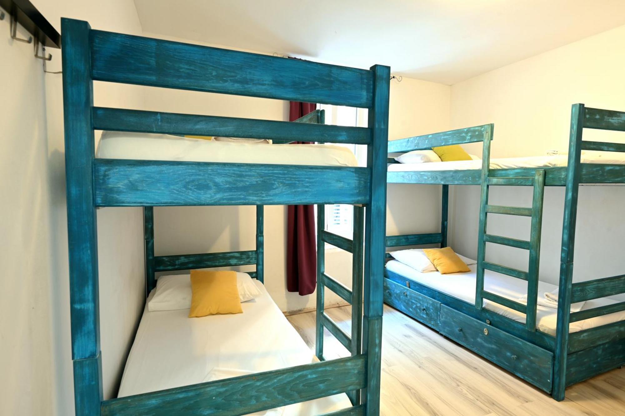 White Rabbit Hostel هفار المظهر الخارجي الصورة