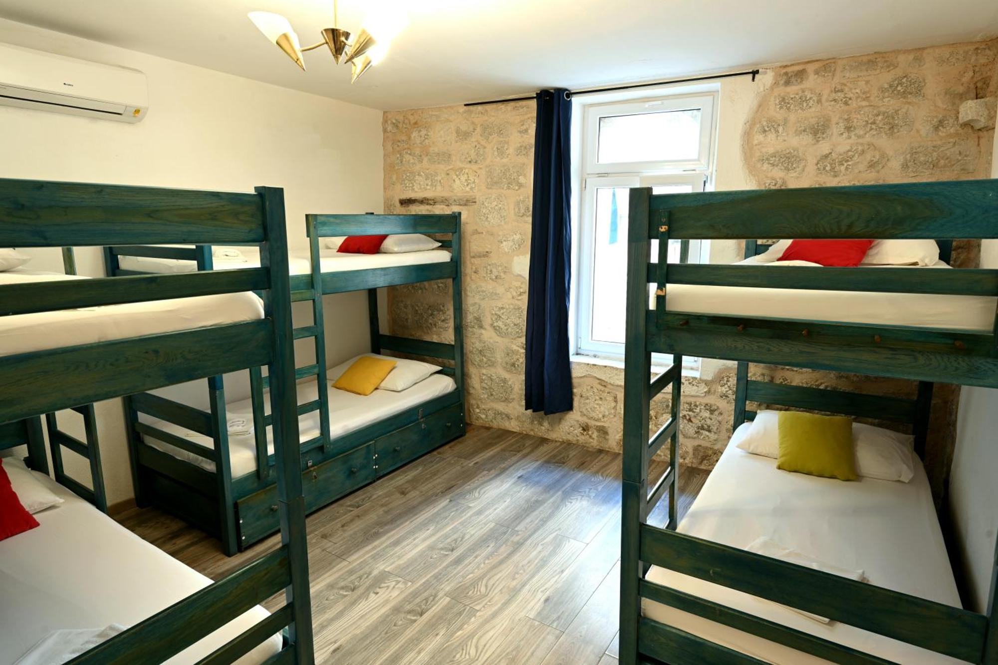 White Rabbit Hostel هفار المظهر الخارجي الصورة