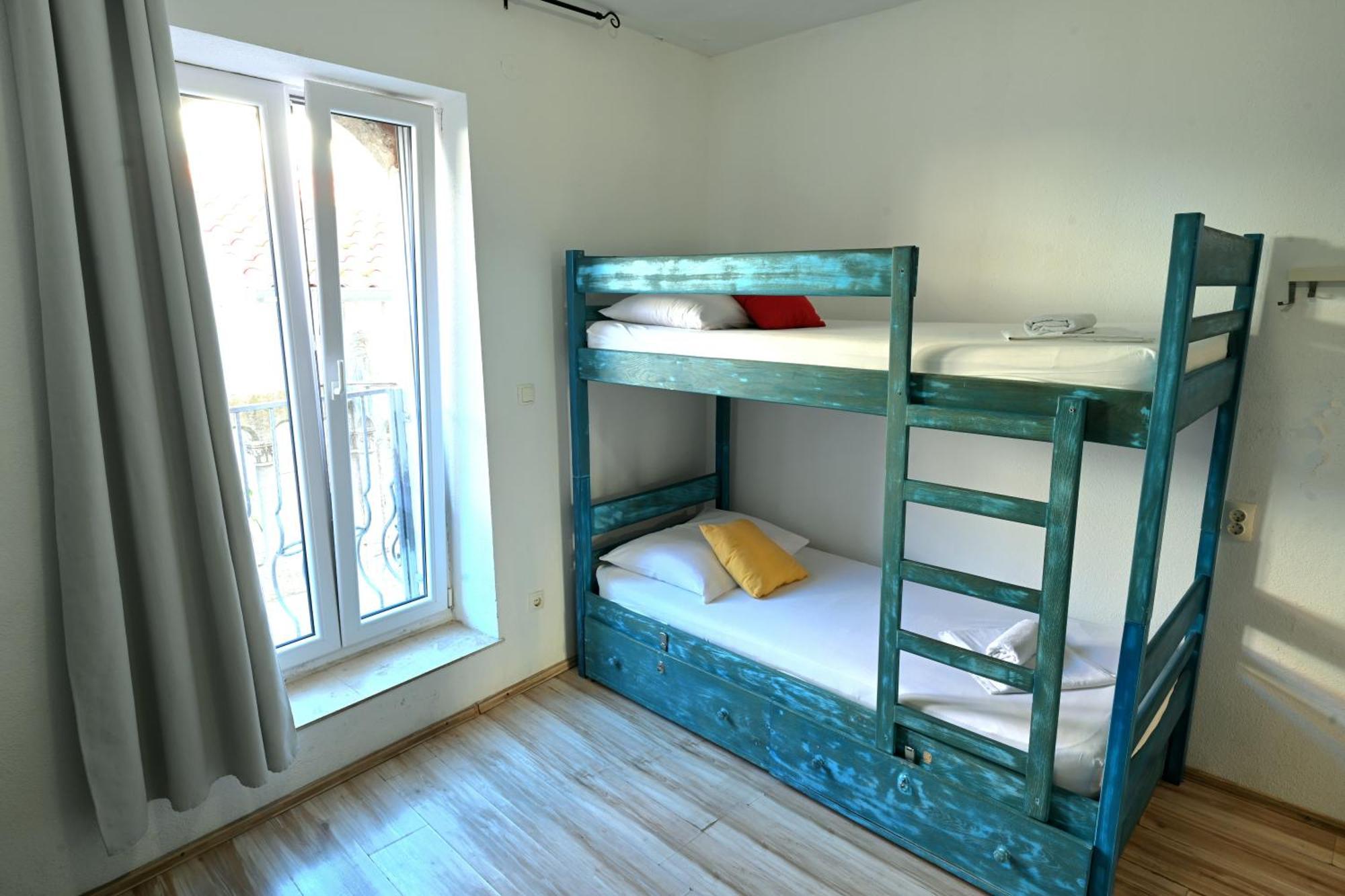 White Rabbit Hostel هفار المظهر الخارجي الصورة