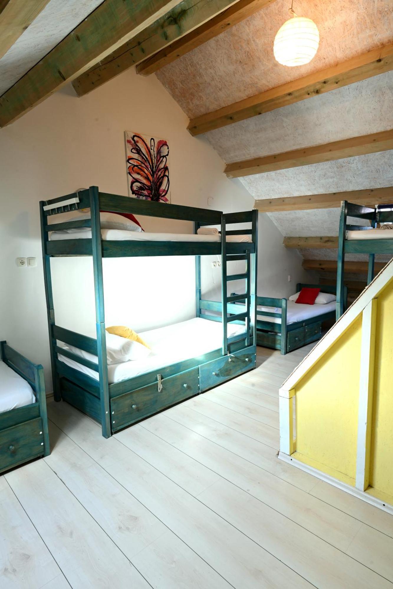 White Rabbit Hostel هفار المظهر الخارجي الصورة